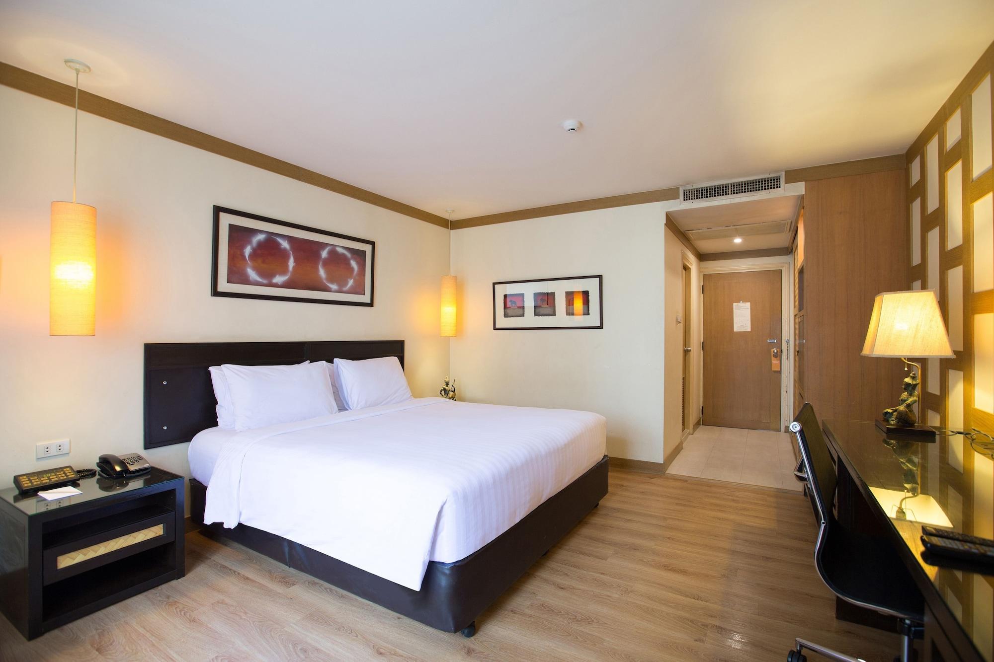 The Tarntawan Hotel Surawong Бангкок Экстерьер фото